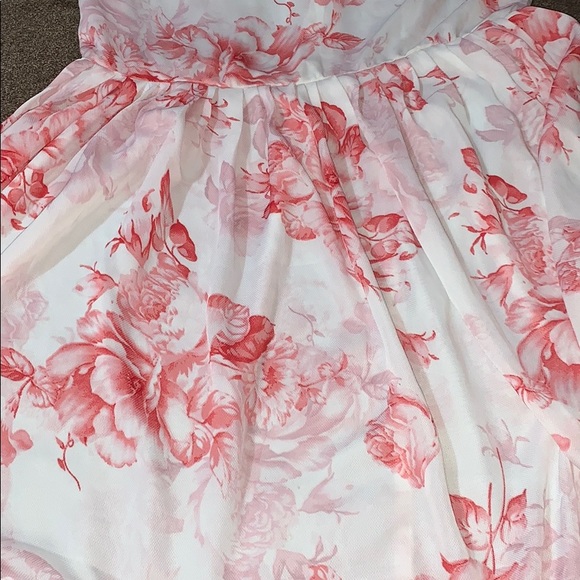 White see through dress with pink flowers on - Picture 5 of 5